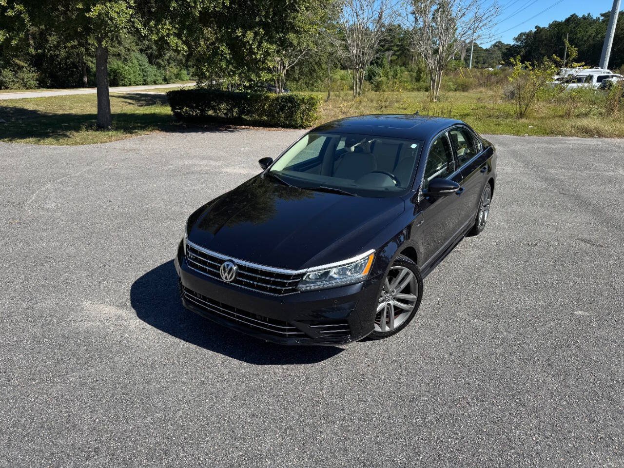 Used 2019 Volkswagen Passat 2.0T SE R-Line FWD image 31