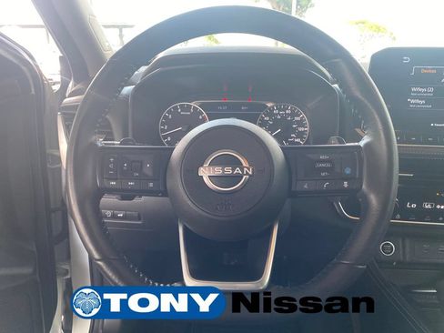 Used 2023 Nissan Rogue SL w/ SL Premium Package FWD image 32