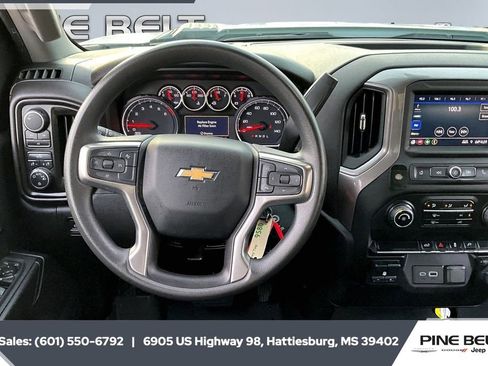 Used 2023 Chevrolet Silverado 2500 Custom w/ Gooseneck/5TH Wheel Package image 5