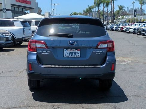 Used 2015 Subaru Outback 2.5i Limited AWD/4WD image 4