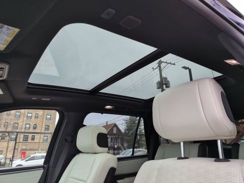 Used 2023 Toyota Sequoia Capstone AWD/4WD image 9