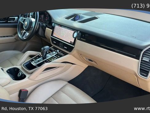 Used 2019 Porsche Cayenne AWD/4WD image 41