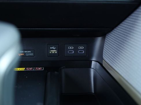 New 2026 Toyota Camry SE image 31