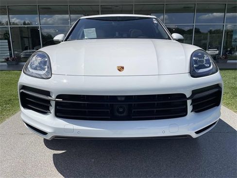 Used 2023 Porsche Cayenne image 22