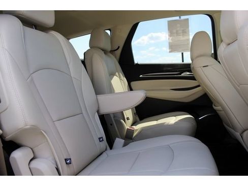 Used 2024 Buick Enclave Essence w/ LPO, Cargo Package FWD image 17