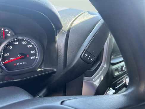 Used 2021 GMC Sierra 1500 4x4 Crew Cab w/ Sierra Value Package image 23