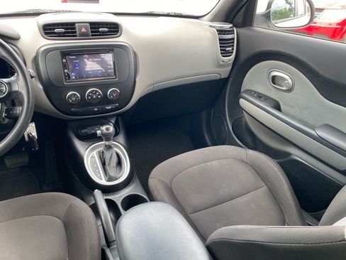 Used 2016 Kia Soul w/ Convenience Package FWD image 14