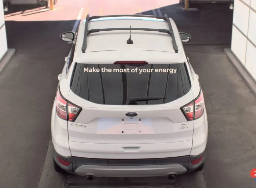 Used 2018 Ford Escape SE w/ SE Sync 3 Package FWD image 4