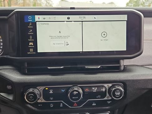 Used 2024 Jeep Gladiator Sport image 17