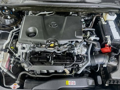 Used 2024 Toyota Camry XSE image 31