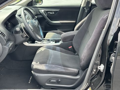 Used 2013 Nissan Altima 3.5 S FWD image 9
