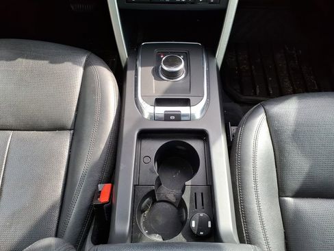 Used 2018 Land Rover Discovery Sport HSE image 24
