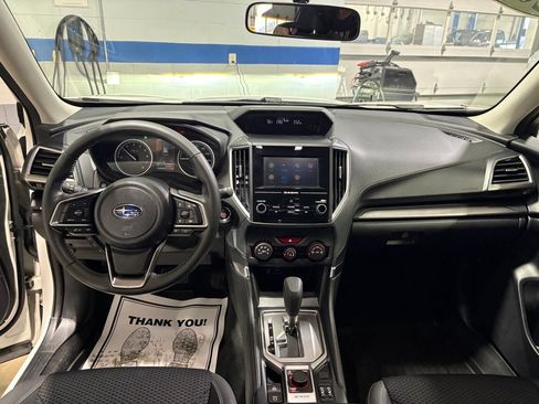 Used 2024 Subaru Forester Premium AWD/4WD image 12