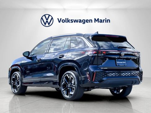 New 2026 Volkswagen Tiguan SEL R-Line AWD/4WD image 3
