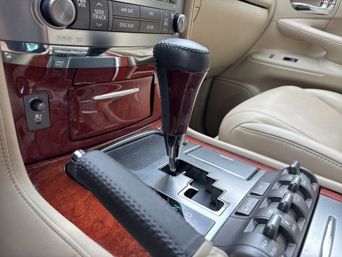 Used 2008 Lexus LX 570 4WD image 24