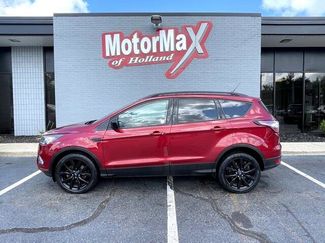 Used 2018 Ford Escape SE w/ SE Sport Appearance Package image 1