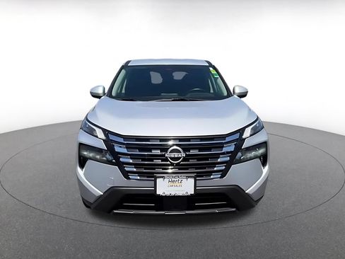Used 2025 Nissan Rogue SV FWD image 4