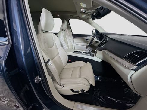 Used 2022 Volvo XC90 T6 Inscription w/ Advanced Package AWD/4WD image 29