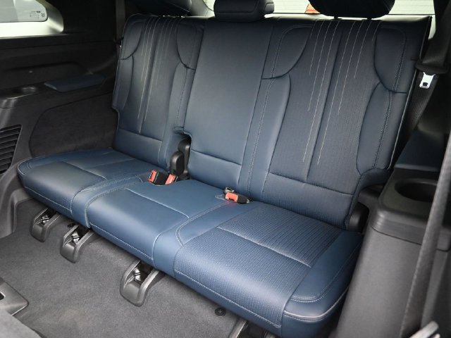 New 2025 Cadillac Escalade IQ Luxury 2 AWD/4WD image 15