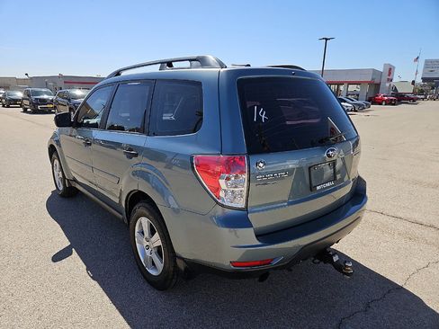 Used 2011 Subaru Forester 2.5X w/ Alloy Wheel Value Pkg image 3