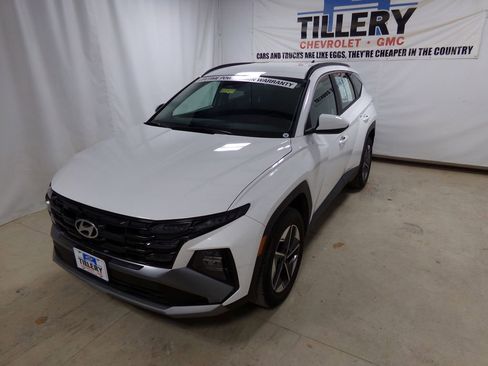 Used 2025 Hyundai Tucson SEL image 3