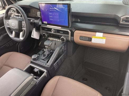 New 2026 Toyota 4Runner Limited image 24