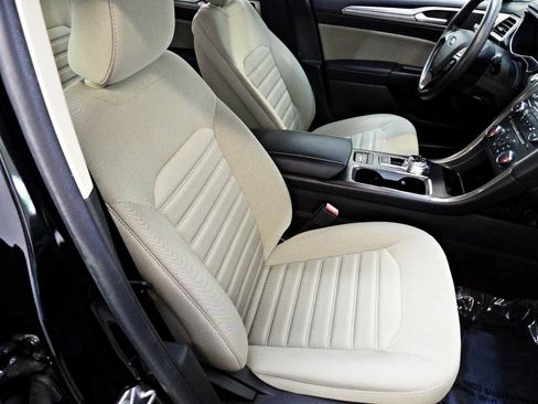 Used 2018 Ford Fusion S FWD image 14