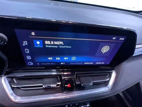 Used 2024 Chevrolet TrailBlazer ACTIV image 24