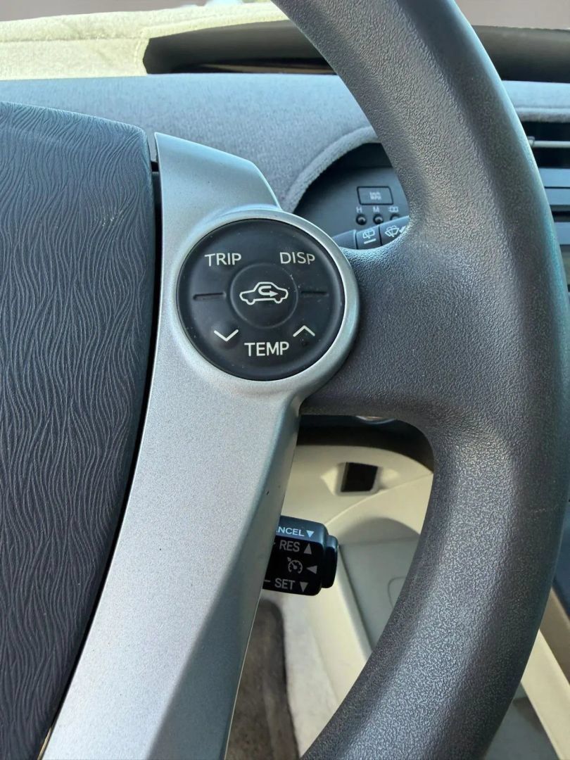 Used 2010 Toyota Prius Two FWD image 21
