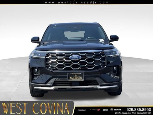 Used 2025 Ford Explorer Platinum w/ LUX Leather Package AWD/4WD image 3