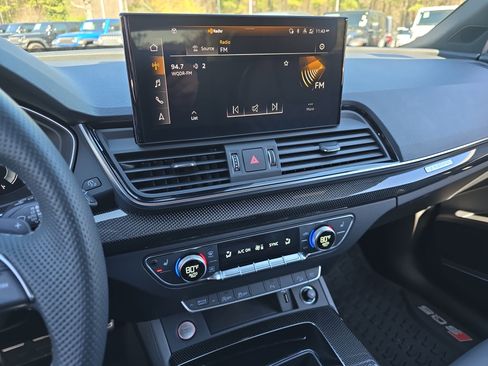 Used 2023 Audi SQ5 Premium Plus w/ Premium Plus Package image 20