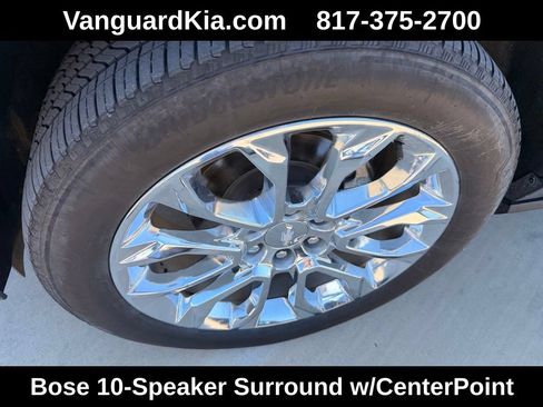 Used 2024 Chevrolet Suburban High Country AWD/4WD image 8