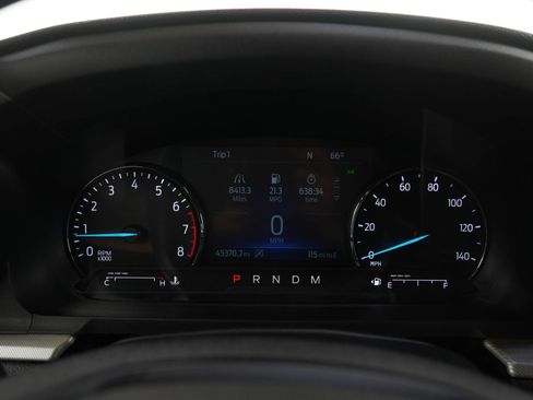 Used 2020 Ford Explorer XLT w/ Equipment Group 202A AWD/4WD image 28
