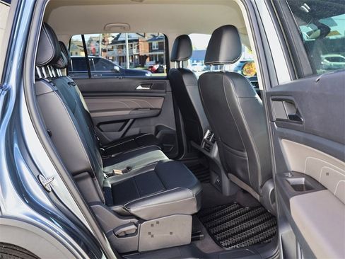 Certified 2022 Volkswagen Atlas SE image 27