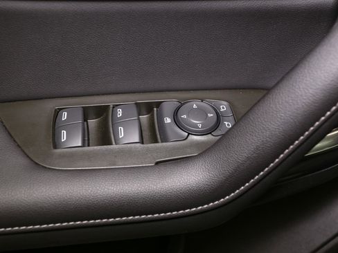 Used 2023 Chevrolet Blazer LT w/ Convenience Package image 44