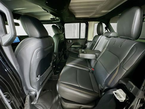 Used 2024 Jeep Wrangler Sahara w/ Safety Group image 26