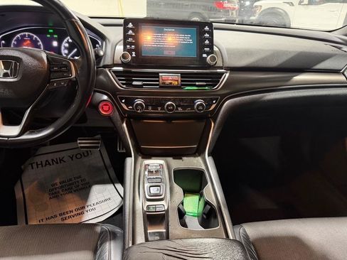 Used 2018 Honda Accord Sport image 20