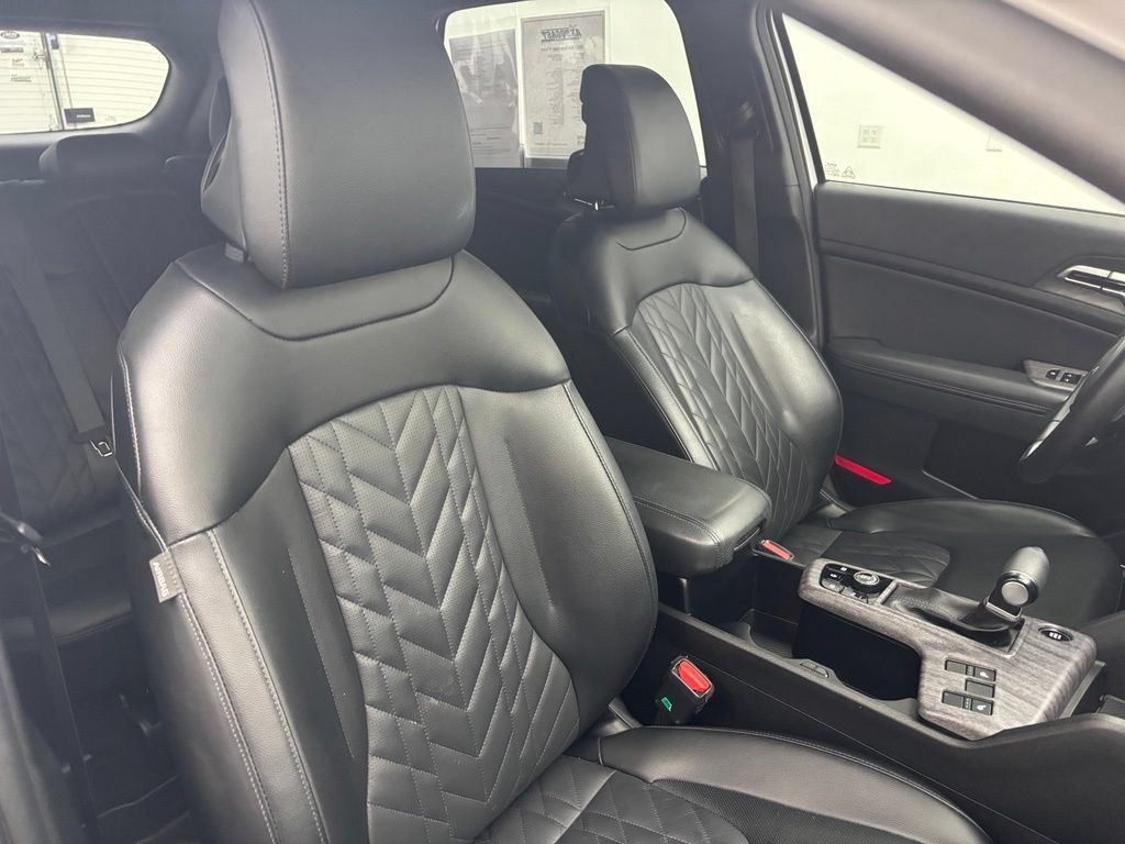 Used 2023 Kia Sportage X-Line AWD/4WD image 34