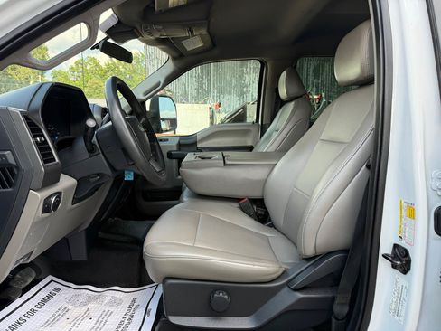 Used 2022 Ford F350 XL w/ Power Equipment Group AWD/4WD image 12