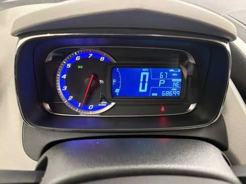 Used 2016 Chevrolet Trax LT w/ LT Sun and Sound Package FWD image 31