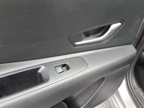 Used 2024 Hyundai Elantra SEL image 21