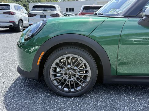 Used 2026 MINI Cooper 2-Door Hardtop FWD image 8