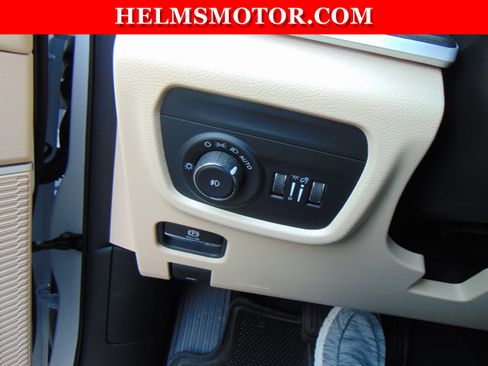 New 2026 Jeep Grand Cherokee Limited AWD/4WD image 22