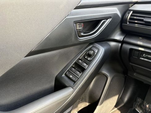 Used 2024 Subaru Crosstrek 2.0i Premium w/ Crosstrek Mirror Package image 13