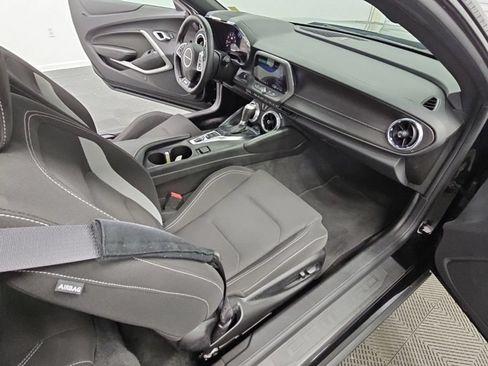 Certified 2023 Chevrolet Camaro SS RWD image 33
