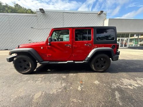 Certified 2018 Jeep Wrangler Unlimited Sport S AWD/4WD image 3