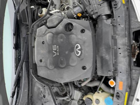 Used 2004 INFINITI G35 x Sedan AWD/4WD image 18