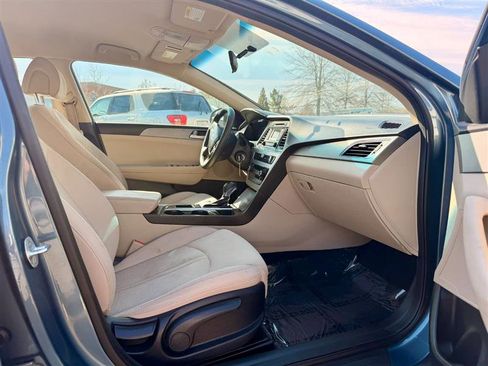 Used 2015 Hyundai Sonata SE FWD image 10