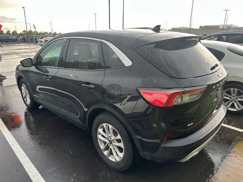 Used 2020 Ford Escape SE FWD image 9