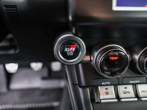 Certified 2022 Toyota GR86 Premium image 13